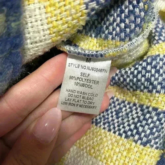 Fashionnova Quilted Jacket - Picture 4 of 4